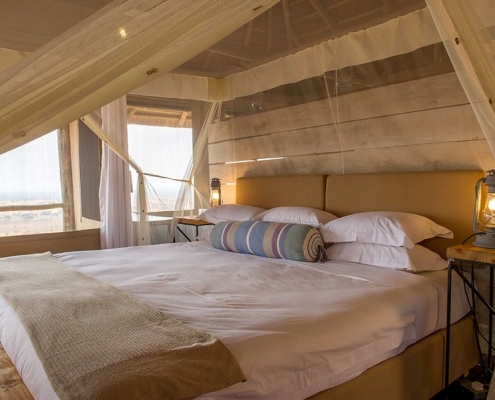 Kubu Kubu Tented Lodge full-size bed