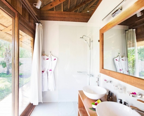 Tulia Zanzibar Resort bathroom